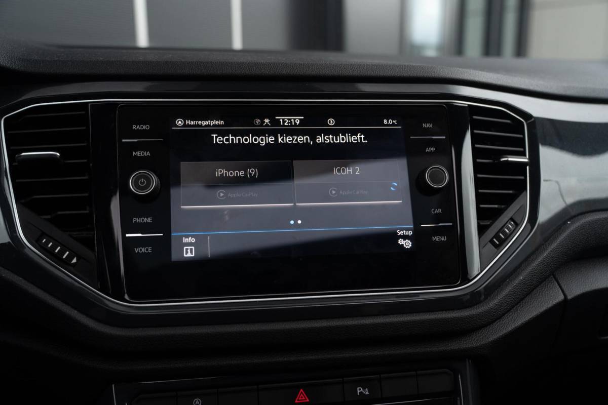 Volkswagen T-Roc Volkswagen T-Roc 1.5 TSI Sport Leder|Camera|Carplay|Pano|VOL