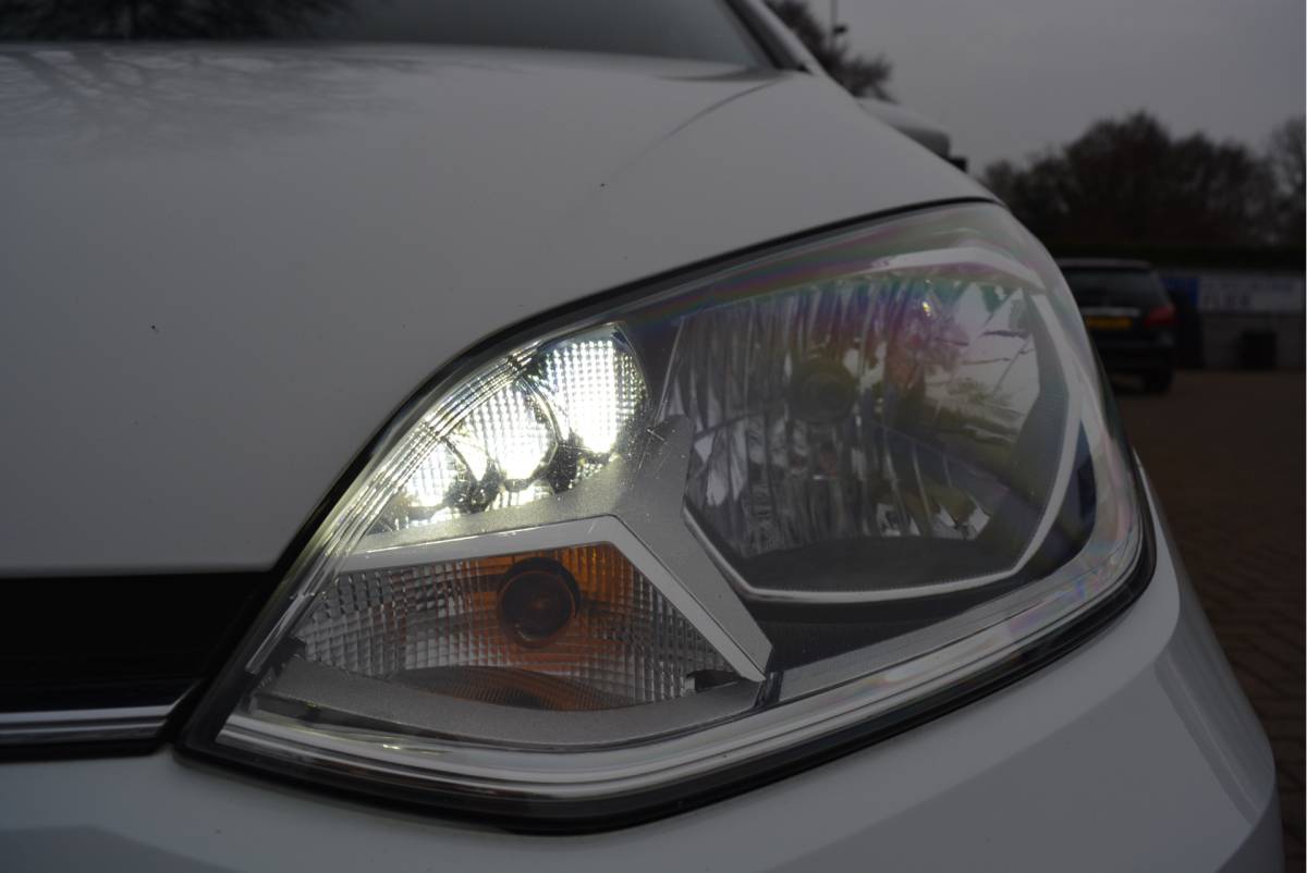 Volkswagen up! Volkswagen Up! 1.0 66PK Move Up! ✅ Clima ✅ Cruise ✅Camera ✅ PDC ✅