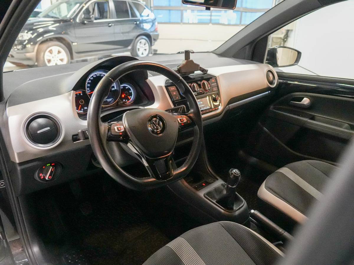 Volkswagen up! Volkswagen Up! 1.0 Rijklaar|stoel vrm|12maanden garantie.