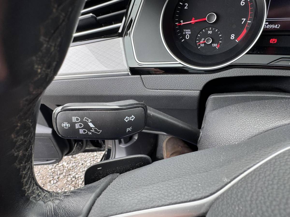 Volkswagen Passat Volkswagen Passat Variant 1.5 TSI AUTOMAAT PANODAK CAMERA TREKH