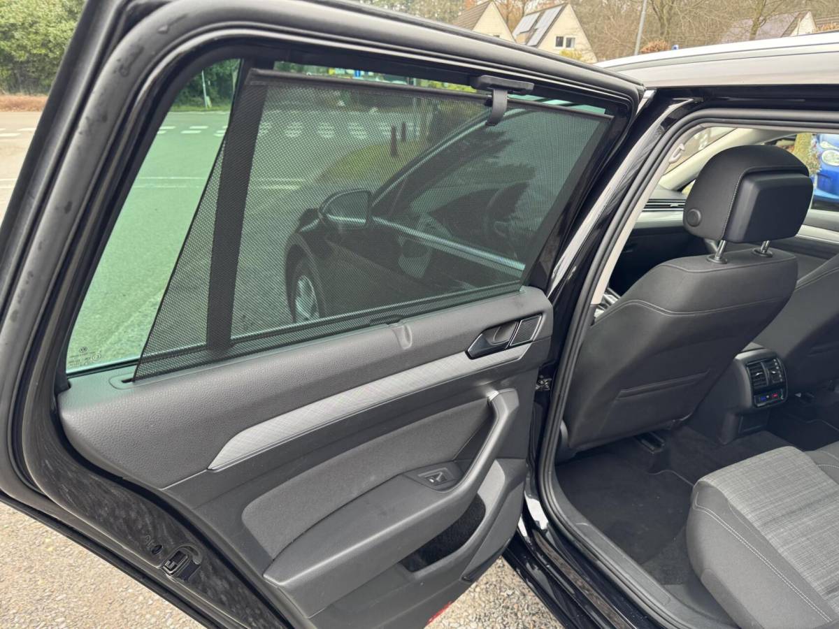 Volkswagen Passat Volkswagen Passat Variant 1.5 TSI AUTOMAAT PANODAK CAMERA TREKH