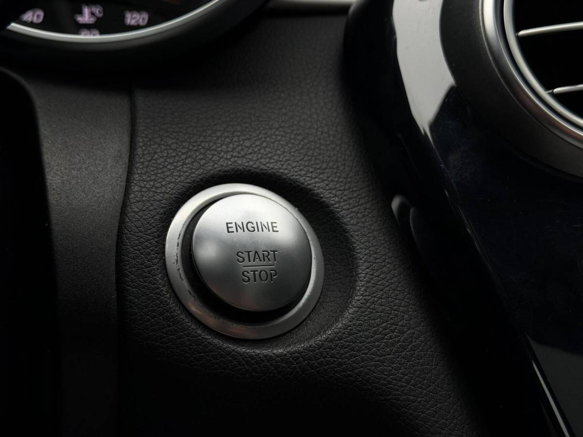 Mercedes-Benz C-Klasse Mercedes C-klasse 180 Prestige| AMG Pakket| Panodak| Keyless