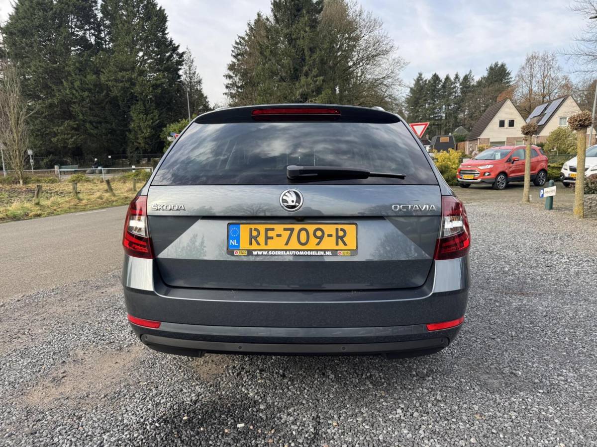 Škoda Octavia Skoda Octavia Combi 1.0 TSI automaat Greentech Style Business