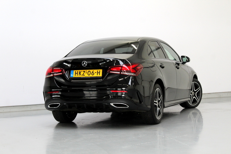 Mercedes-Benz A-Klasse Mercedes-Benz A-klasse 250 e AMG Line 161PK, RIJKLAAR | PLUG-IN HYBRIDE |  AUTOMAAT | ELEC-ACHTERKLEP | ALCANTARA/LEER