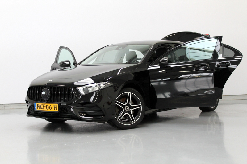 Mercedes-Benz A-Klasse Mercedes-Benz A-klasse 250 e AMG Line 161PK, RIJKLAAR | PLUG-IN HYBRIDE |  AUTOMAAT | ELEC-ACHTERKLEP | ALCANTARA/LEER