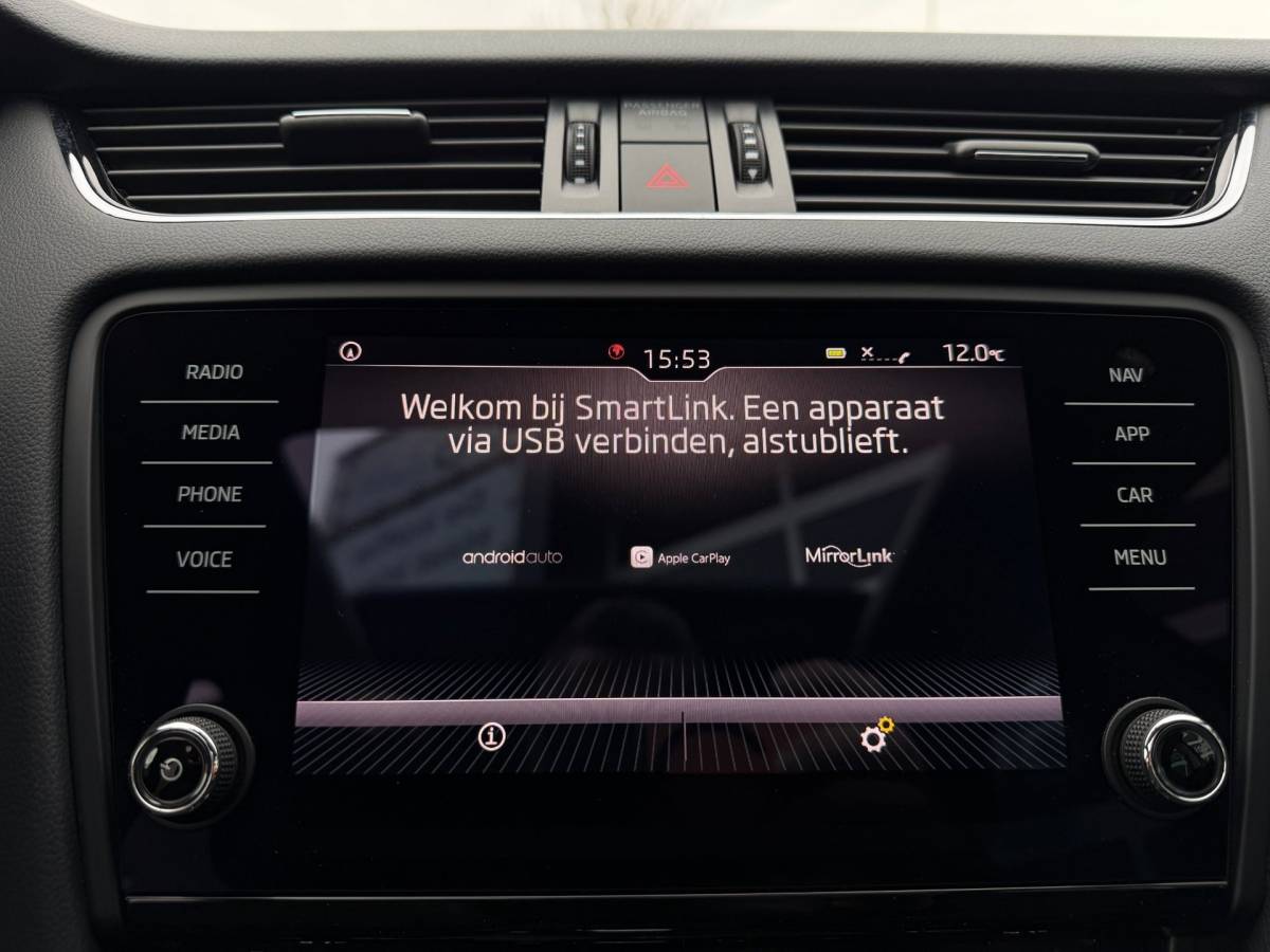 Škoda Octavia Skoda Octavia Combi 1.5 TSI 150pk CLEVER /CarPlay/ Pano/ Trekhaak