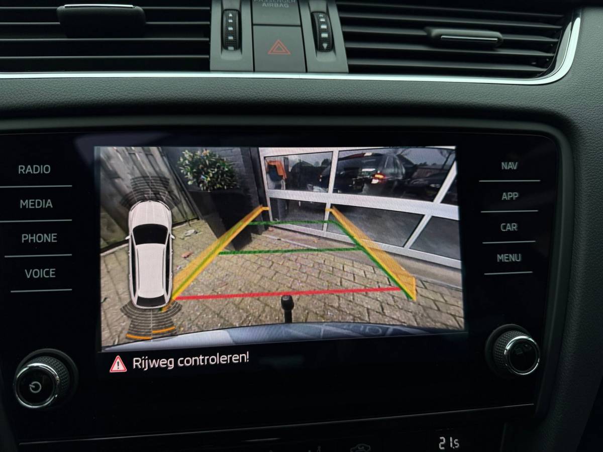 Škoda Octavia Skoda Octavia Combi 1.5 TSI 150pk CLEVER /CarPlay/ Pano/ Trekhaak