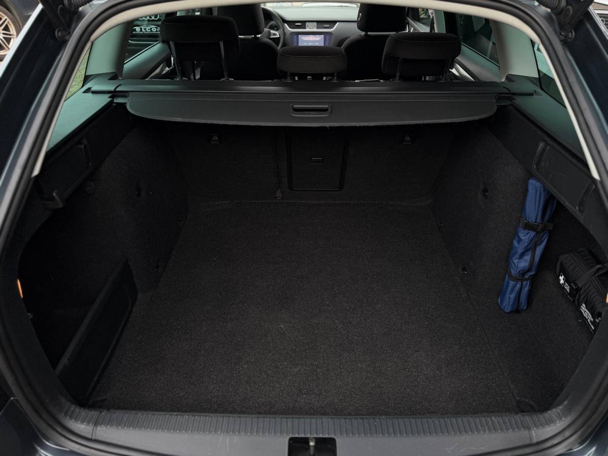 Škoda Octavia Skoda Octavia Combi 1.5 TSI 150pk CLEVER /CarPlay/ Pano/ Trekhaak