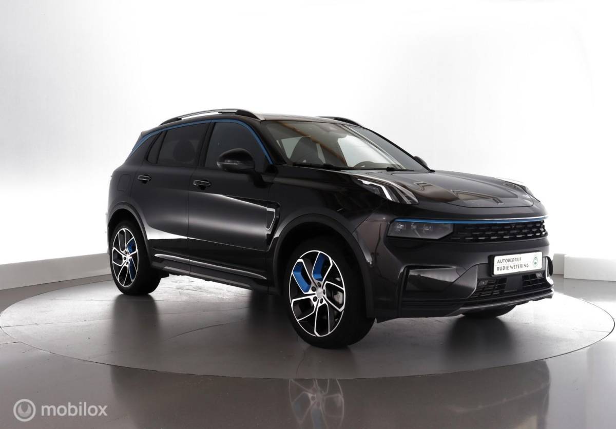 Lynk & Co 01 Lynk & Co 01 1.5 PHEV 261pk zwartehemel|pano|led|cam|dab|nav|ecc|lmv20