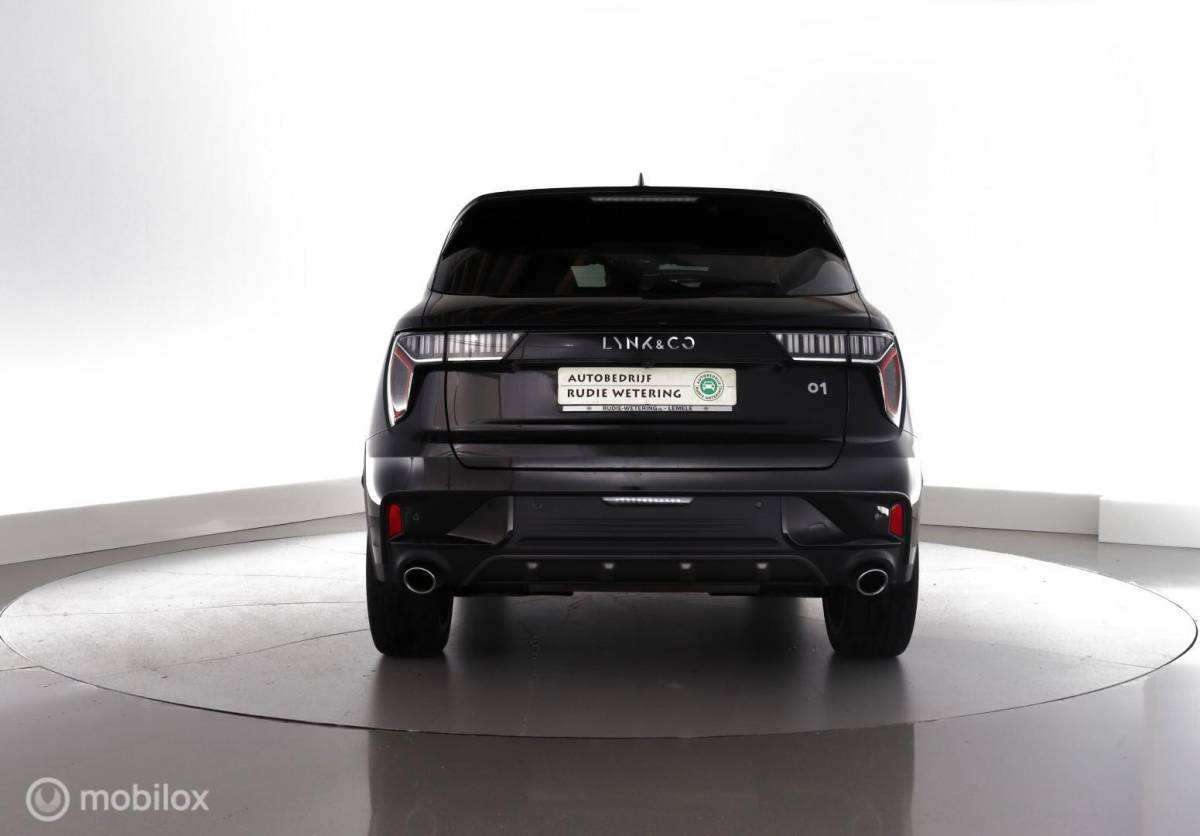 Lynk & Co 01 Lynk & Co 01 1.5 PHEV 261pk zwartehemel|pano|led|cam|dab|nav|ecc|lmv20