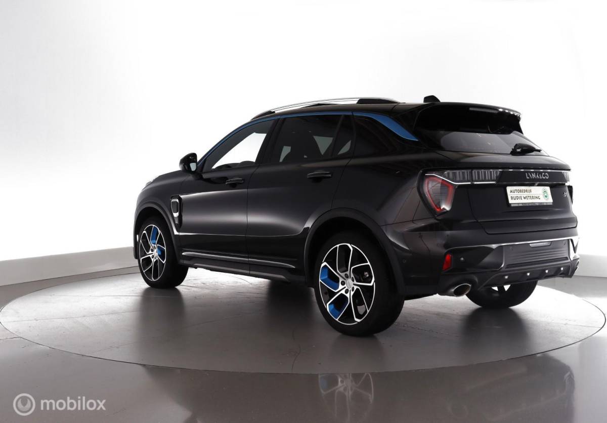 Lynk & Co 01 Lynk & Co 01 1.5 PHEV 261pk zwartehemel|pano|led|cam|dab|nav|ecc|lmv20