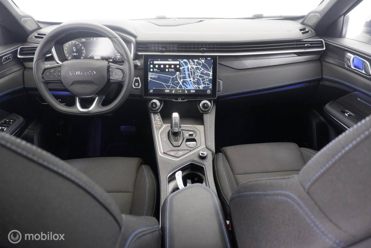 Lynk & Co 01 Lynk & Co 01 1.5 PHEV 261pk zwartehemel|pano|led|cam|dab|nav|ecc|lmv20