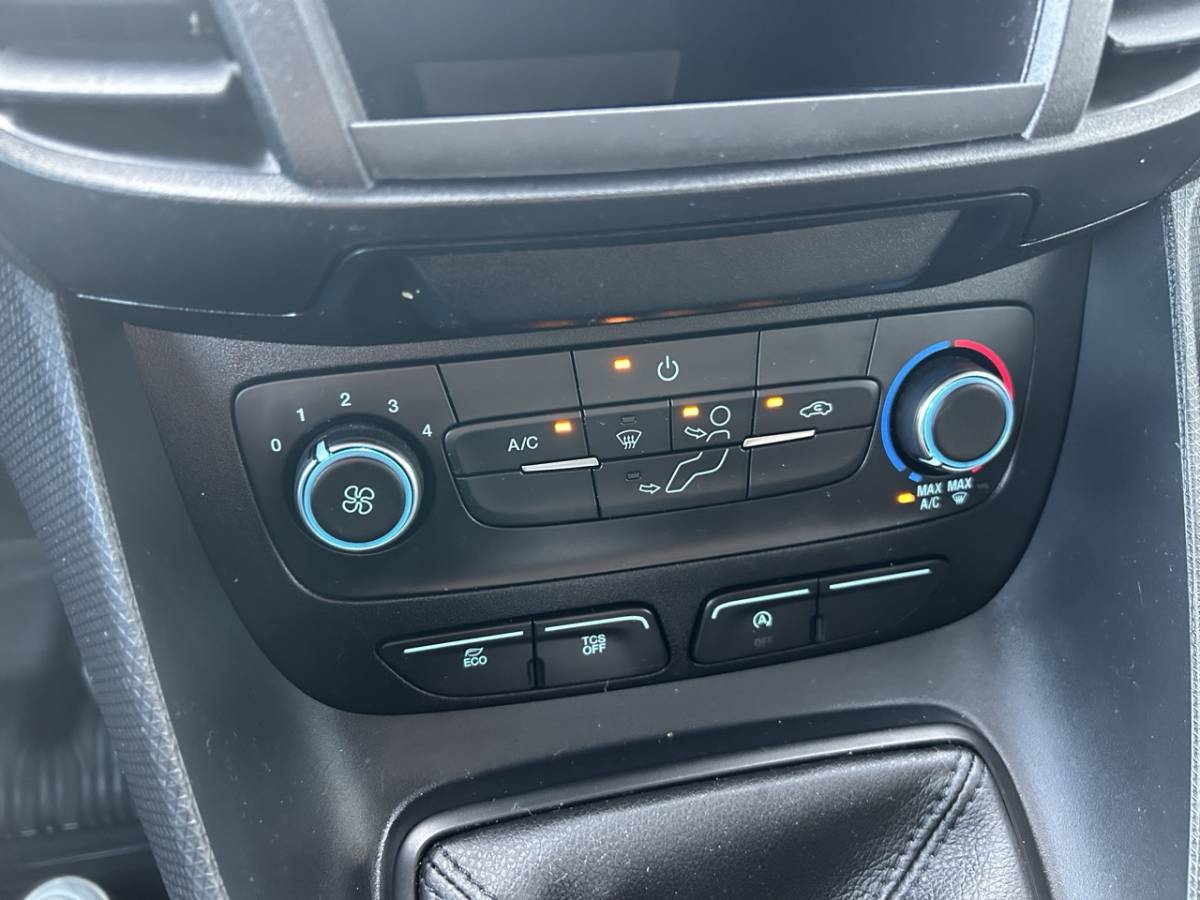Ford Transit Connect FORD Transit Connect L2 1.5 EcoBlue 75pk Ambiente