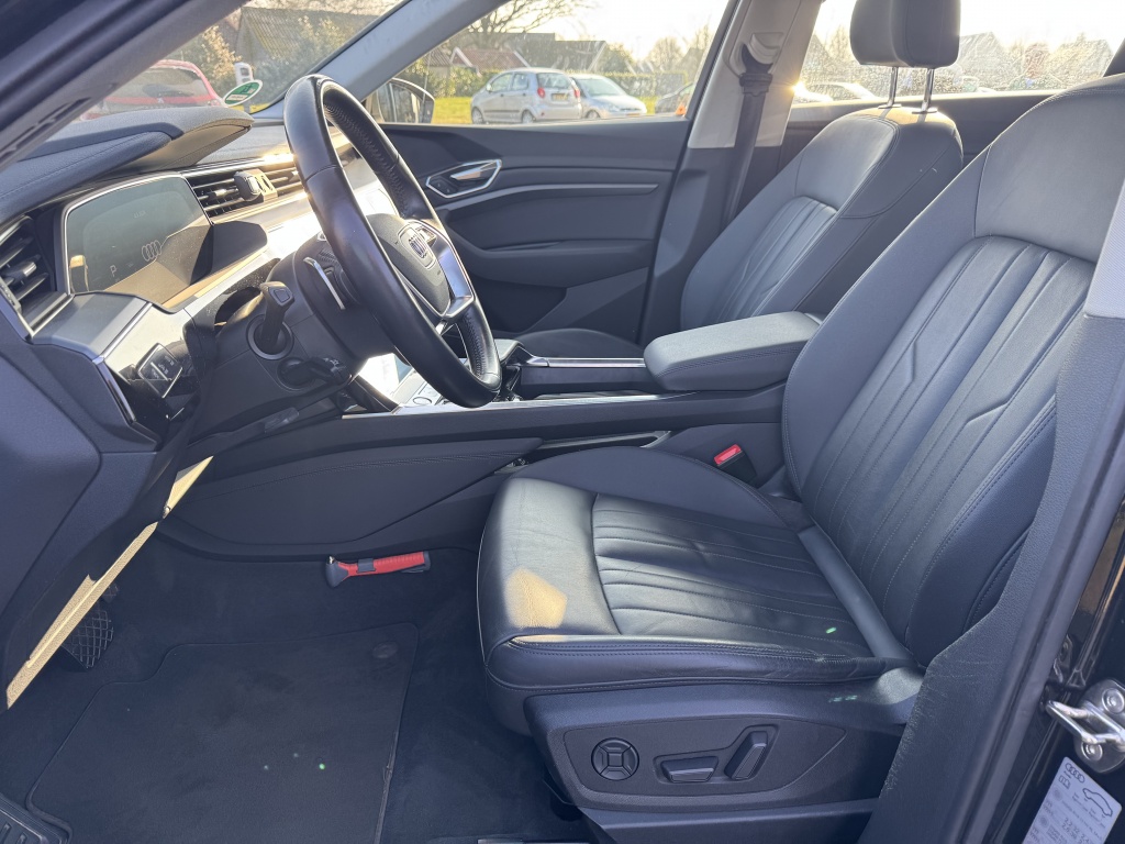 Audi e-tron Audi e-tron e-tron 50 q L Ed +