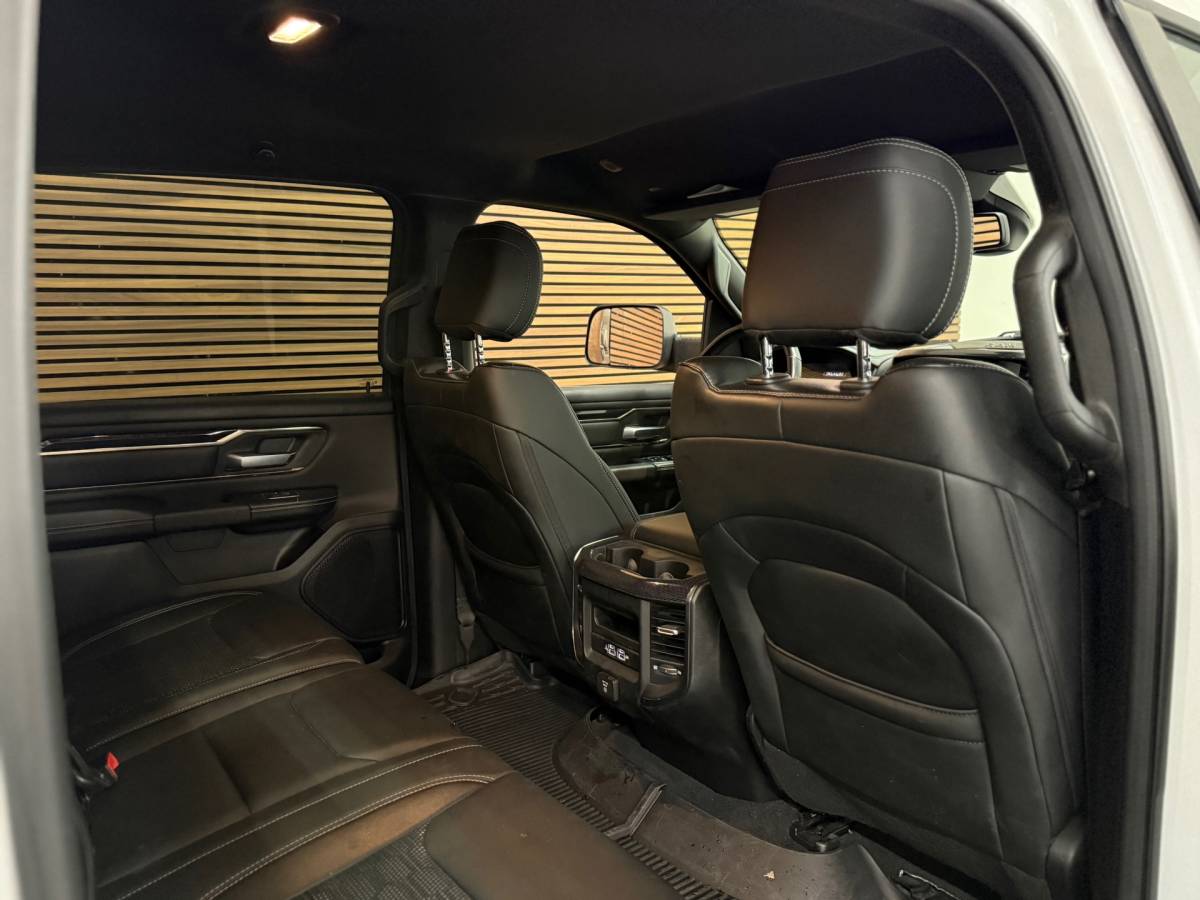 Dodge Ram 1500 Dodge Ram 1500 5.7 V8 4×4 Crew Cab 5’7 Sport | Soft Cover | Full option | Camera | Trekhaak | White Edition |