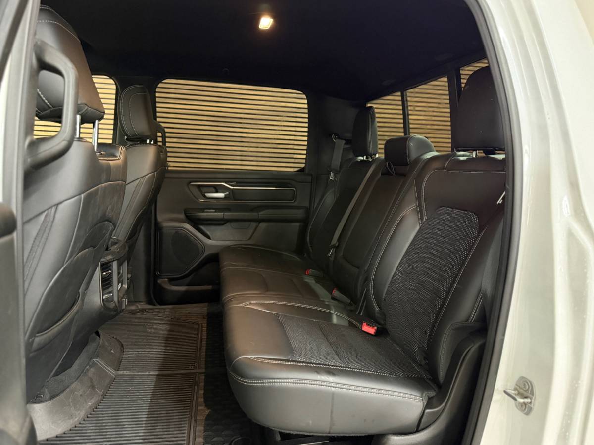 Dodge Ram 1500 Dodge Ram 1500 5.7 V8 4×4 Crew Cab 5’7 Sport | Soft Cover | Full option | Camera | Trekhaak | White Edition |