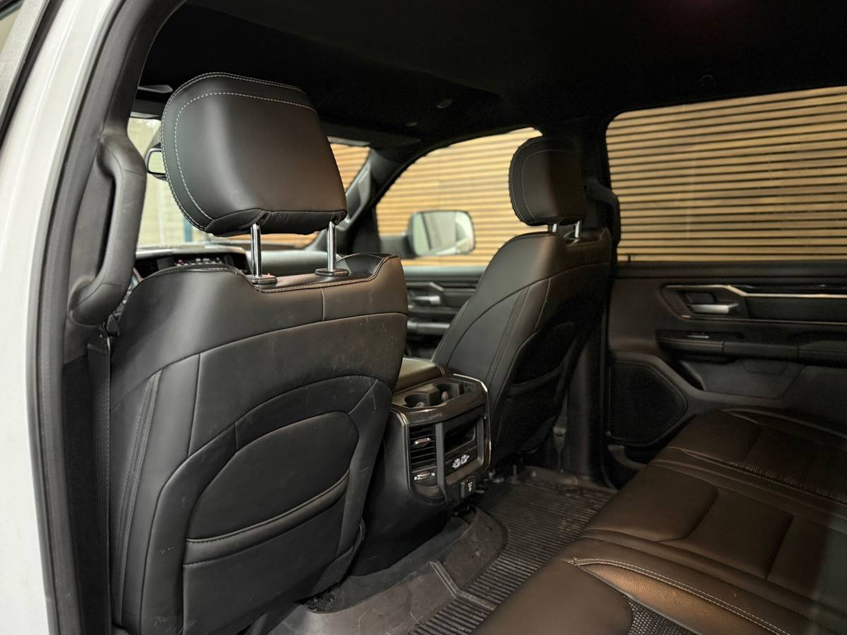 Dodge Ram 1500 Dodge Ram 1500 5.7 V8 4×4 Crew Cab 5’7 Sport | Soft Cover | Full option | Camera | Trekhaak | White Edition |