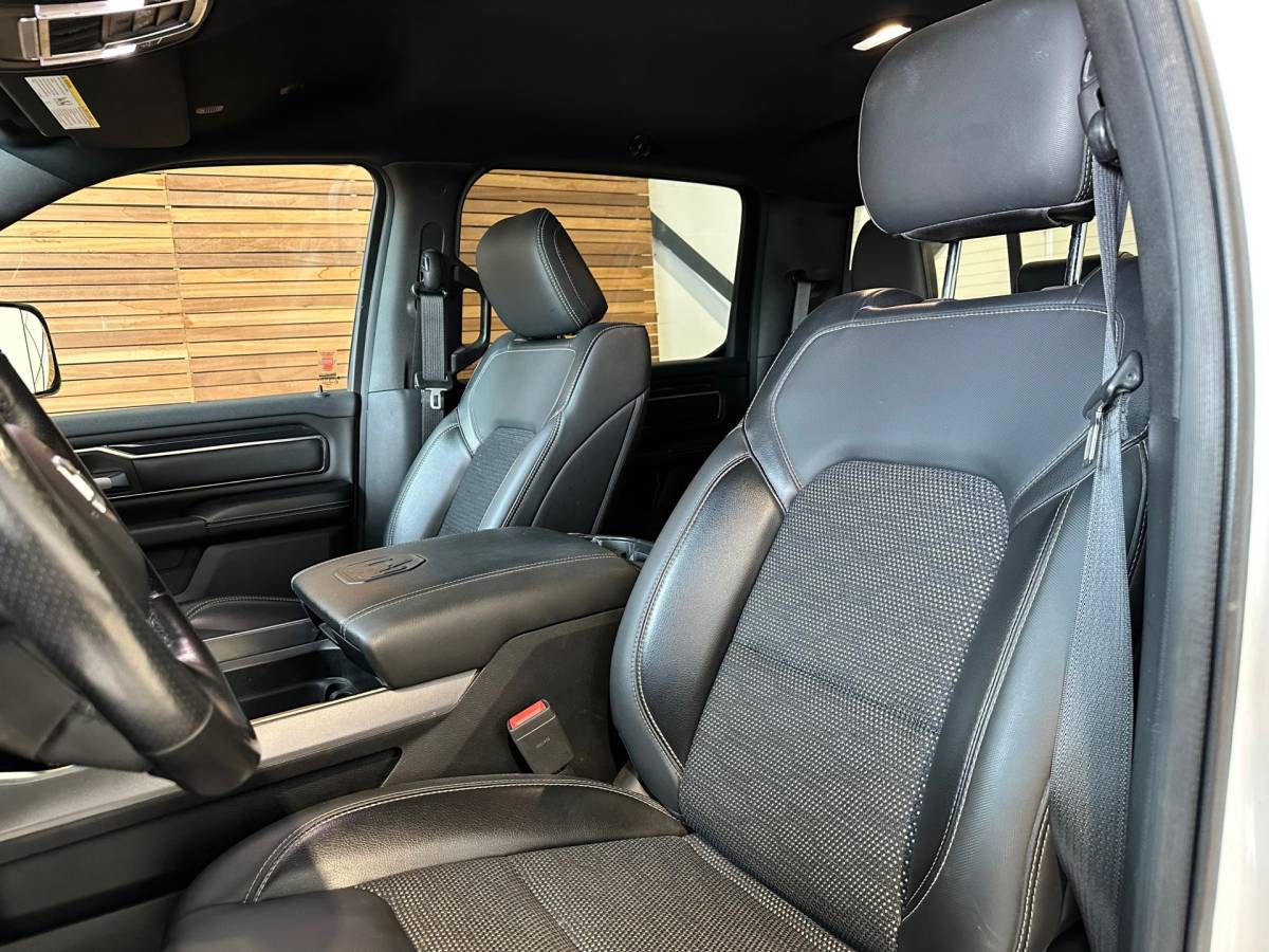 Dodge Ram 1500 Dodge Ram 1500 5.7 V8 4×4 Crew Cab 5’7 Sport | Soft Cover | Full option | Camera | Trekhaak | White Edition |