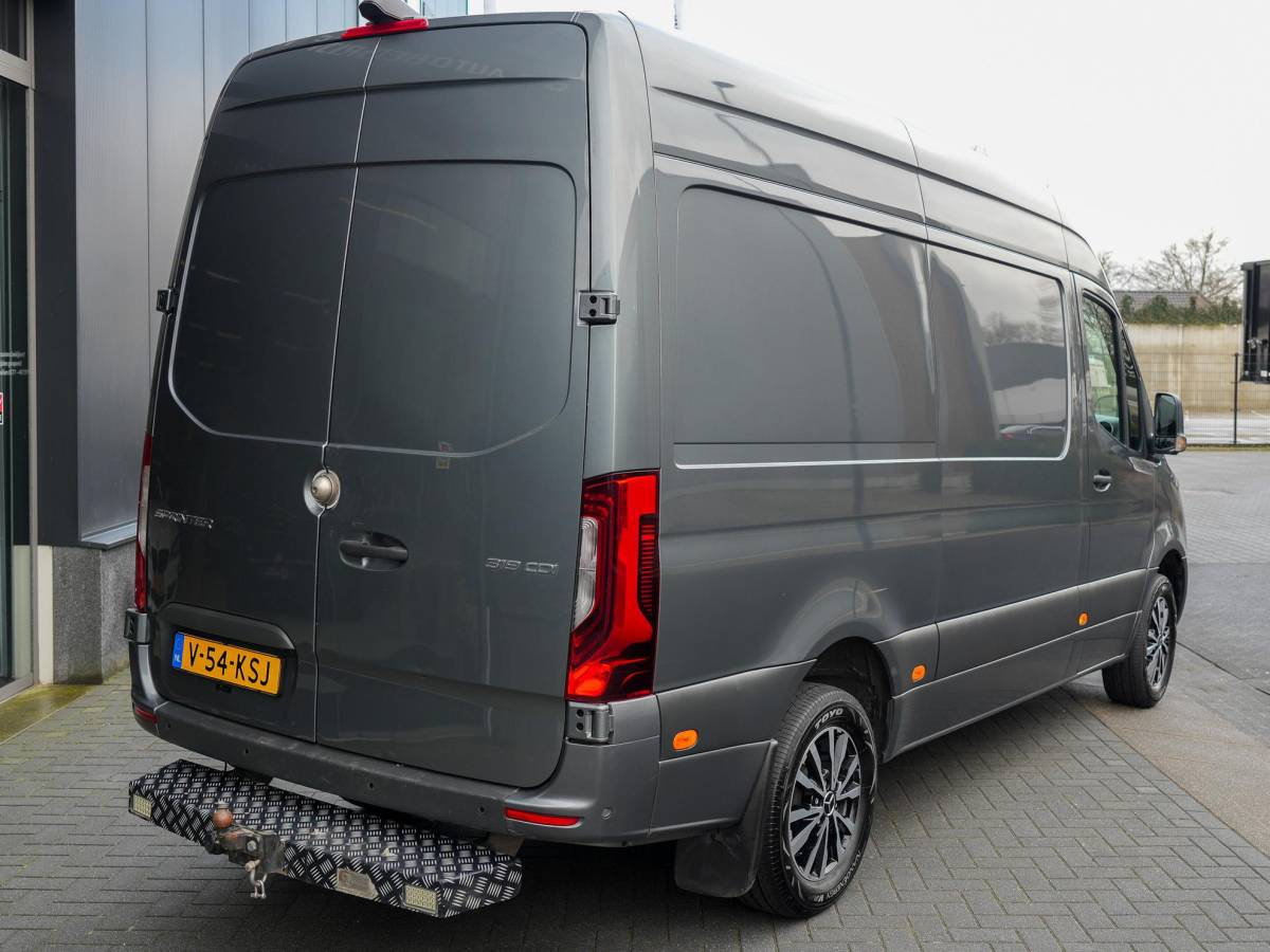 Mercedes-Benz Sprinter Mercedes-Benz Sprinter 319 3.0 CDI L2H2 EURO VI-D
