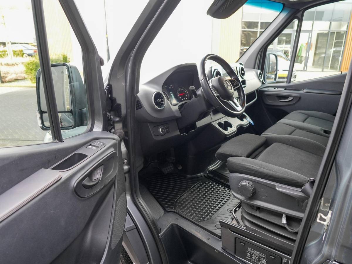 Mercedes-Benz Sprinter Mercedes-Benz Sprinter 319 3.0 CDI L2H2 EURO VI-D