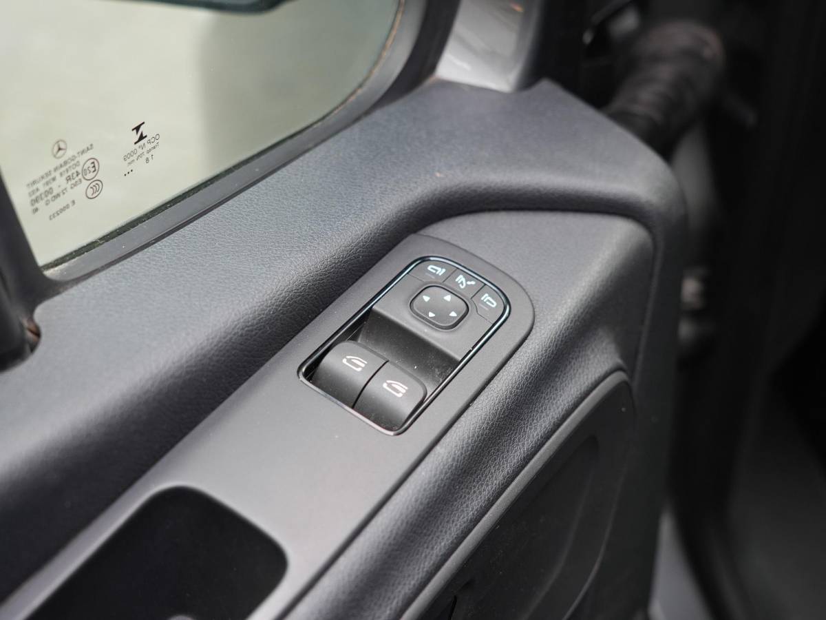 Mercedes-Benz Sprinter Mercedes-Benz Sprinter 319 3.0 CDI L2H2 EURO VI-D