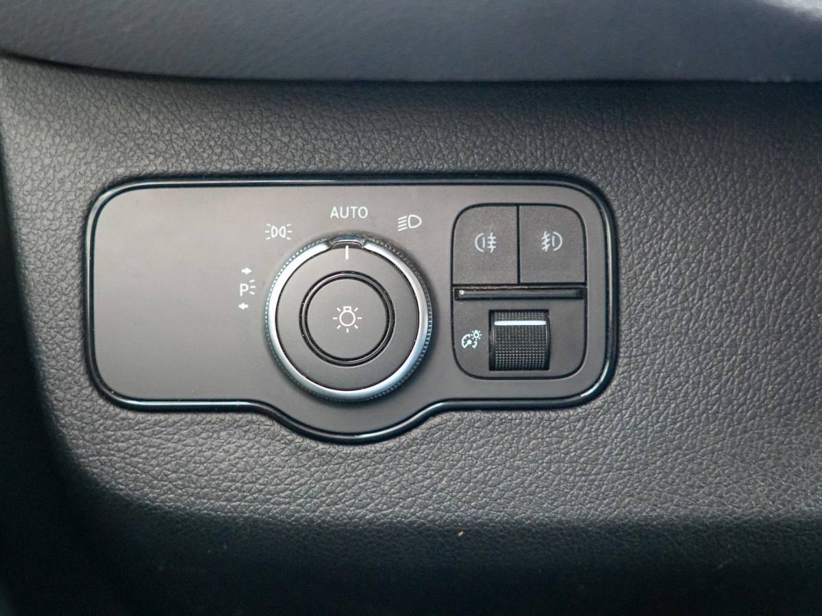 Mercedes-Benz Sprinter Mercedes-Benz Sprinter 319 3.0 CDI L2H2 EURO VI-D