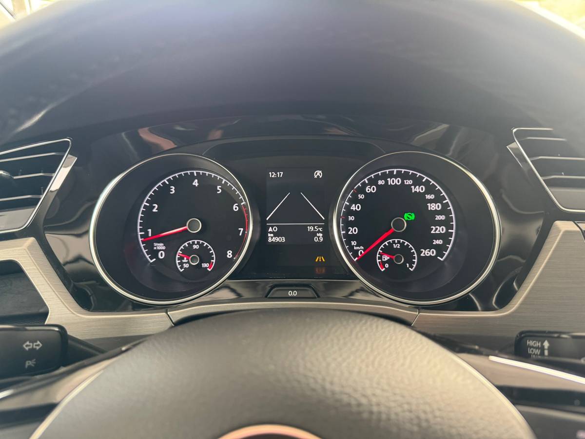 Volkswagen Touran Volkswagen TOURAN 1.4 TSI Highline |Led|Carplay|Trekhaak|Keyless|Standkachel|Clima|Stoelverwarming|ACC|