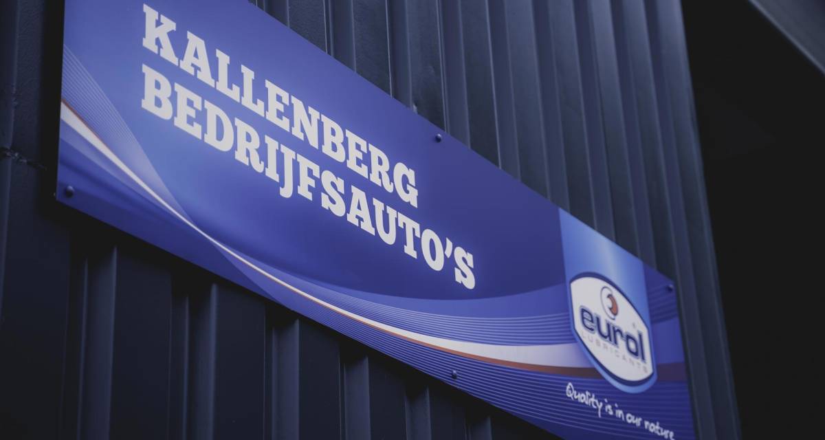 Ford Transit Connect Ford TRANSIT CONNECT 1.5 EcoBlue L2 Trend / Camera / Trekhaak / Sync 3 / 3 zits