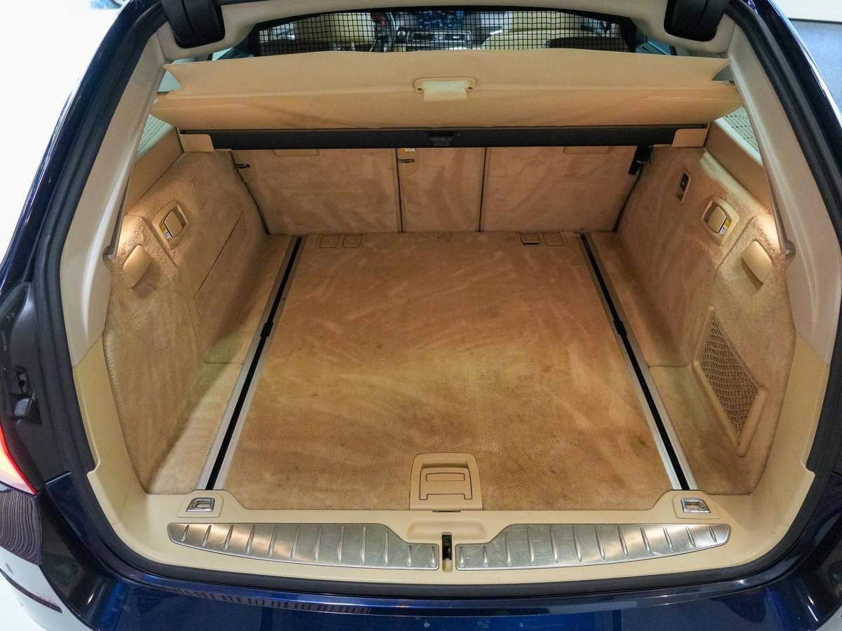 BMW 5 Serie BMW 5-serie Touring 530xd High Executive