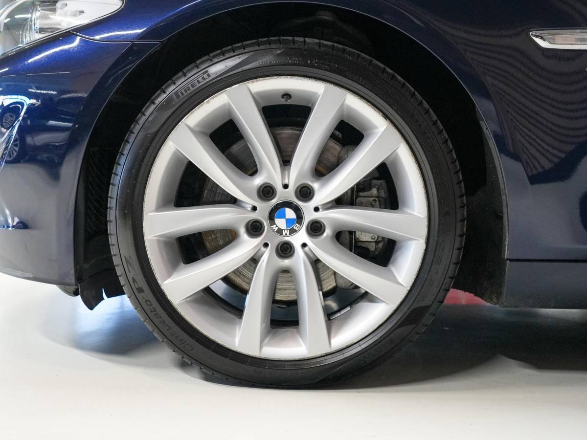 BMW 5 Serie BMW 5-serie Touring 530xd High Executive