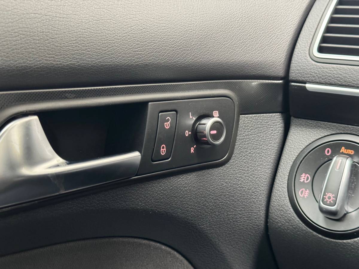 Volkswagen Touran Volkswagen Touran 1.2 TSI Highline BlueMotion Lees tekst |Radio|Clima|Multie stuurwiel|