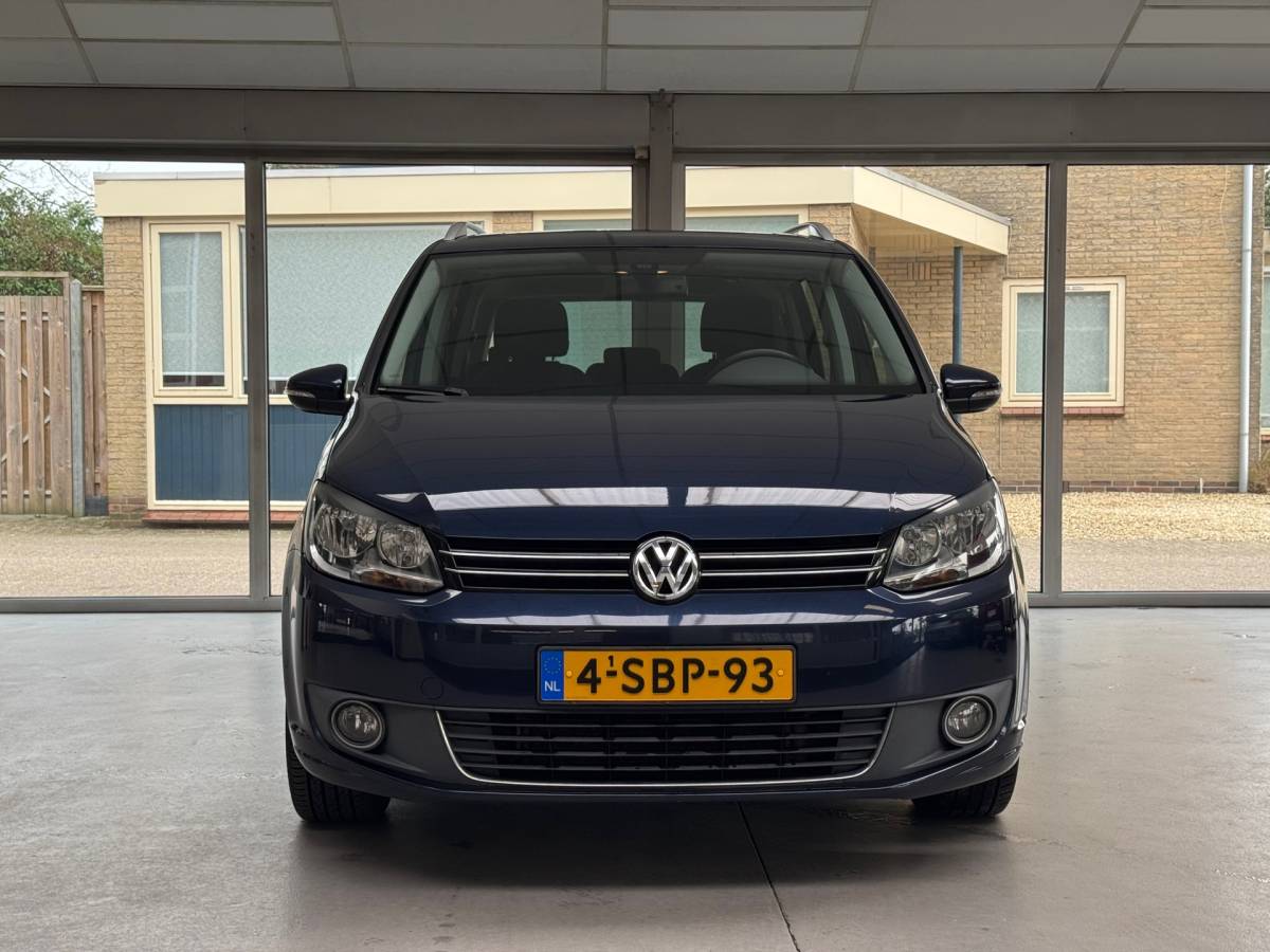 Volkswagen Touran Volkswagen Touran 1.2 TSI Highline BlueMotion Lees tekst |Radio|Clima|Multie stuurwiel|