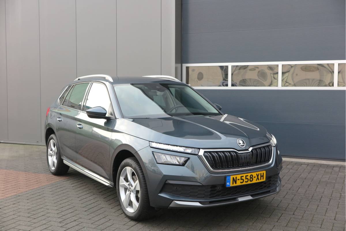 Škoda Kamiq ŠKODA Kamiq 1.0 TSI 110pk Style PDC ,LMV,Trekhaak,Stoelverwarming,Cruisecontrol,Achteruitrijcamera, Carplay, Stuurwiel multifunctioneel, Navigatie(via carplay) etc.