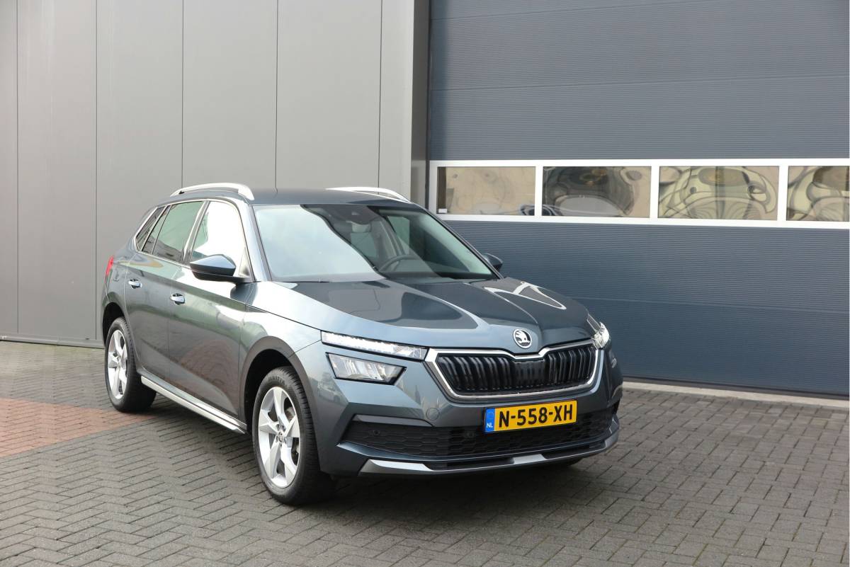 Škoda Kamiq ŠKODA Kamiq 1.0 TSI 110pk Style PDC ,LMV,Trekhaak,Stoelverwarming,Cruisecontrol,Achteruitrijcamera, Carplay, Stuurwiel multifunctioneel, Navigatie(via carplay) etc.