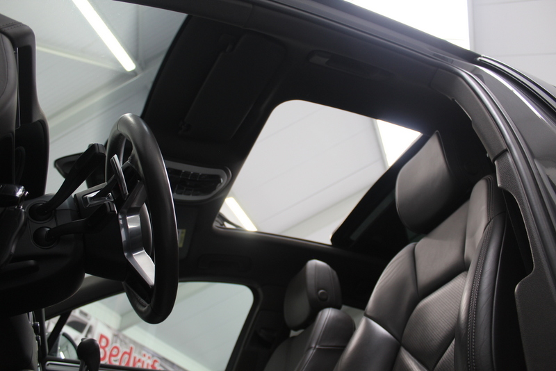 Porsche Macan Porsche Macan 3.0 S 340PK | RIJKLAAR | PANORAMADAK | LEER | NAVIGATIE | STOELVERWARMING