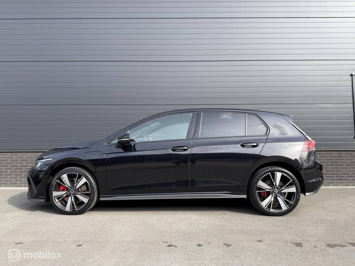 Volkswagen Golf Volkswagen Golf 1.4 eHybrid GTE ADABCRUISE*CARPLAY*18INCH*LED*PDC*CAMERA