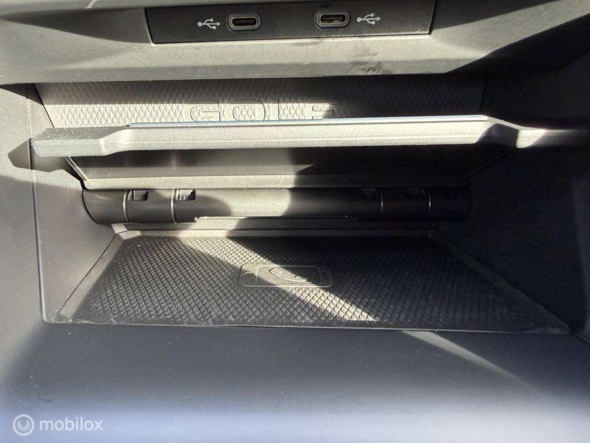 Volkswagen Golf Volkswagen Golf 1.4 eHybrid GTE ADABCRUISE*CARPLAY*18INCH*LED*PDC*CAMERA
