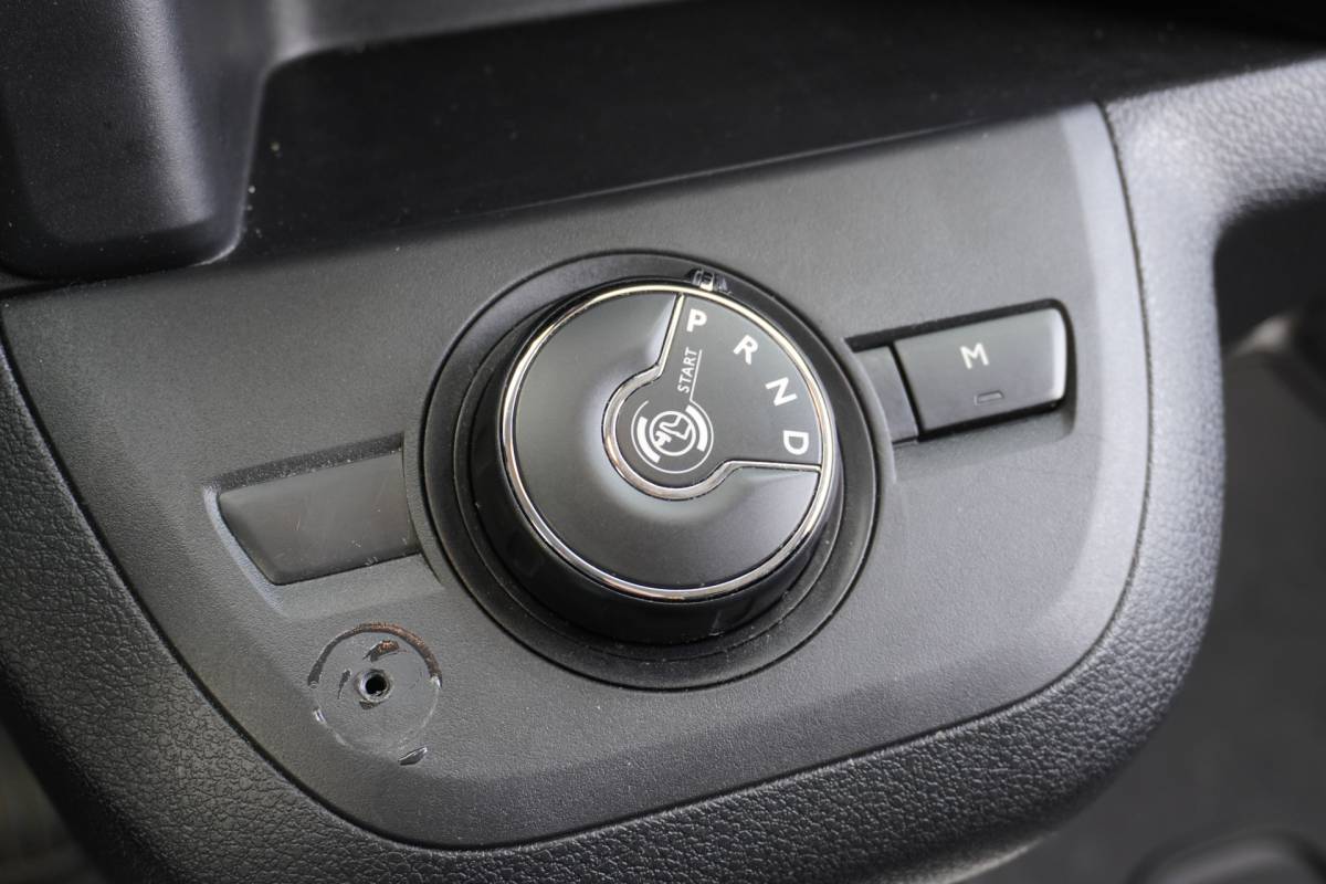 Opel Vivaro Opel Vivaro 2.0 BlueHDi 145PK Automaat L2 EURO 6 – Airco – Navi – Cruise – €18.950,- Excl.