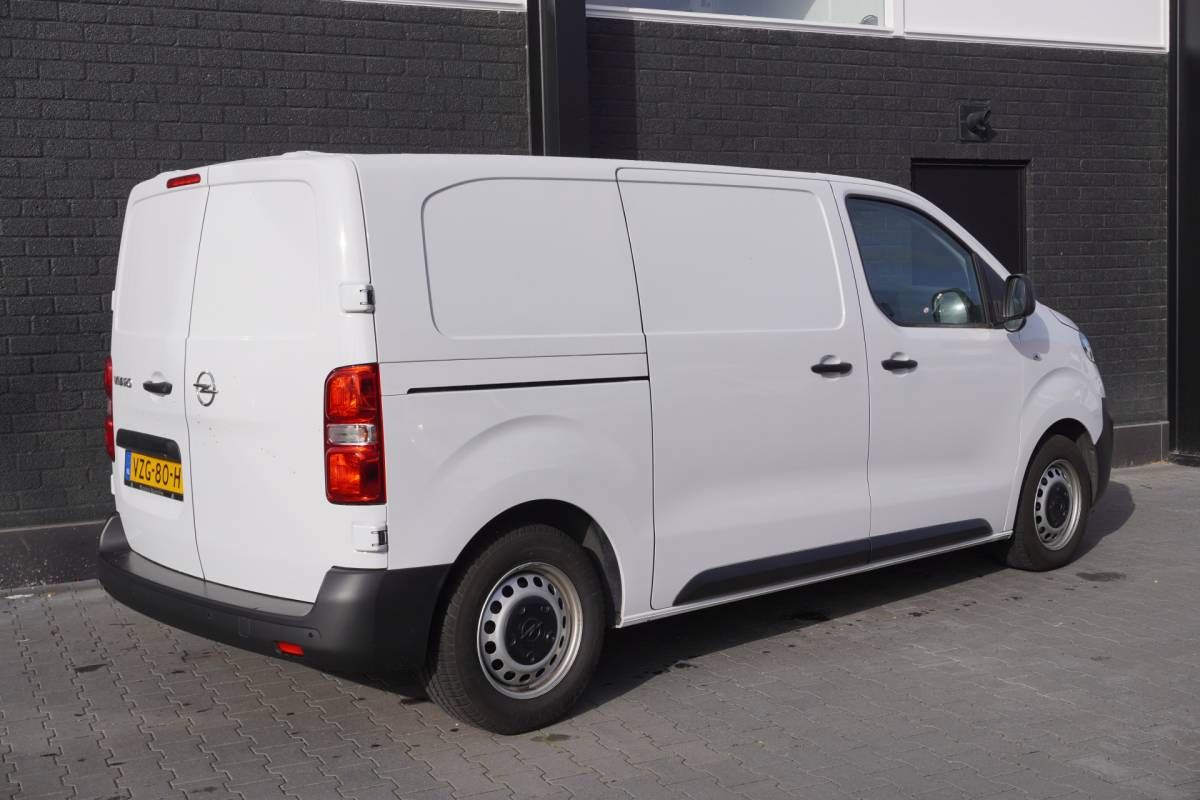 Opel Vivaro Opel Vivaro 2.0 BlueHDi 145PK Automaat L2 EURO 6 – Airco – Navi – Cruise – €18.950,- Excl.