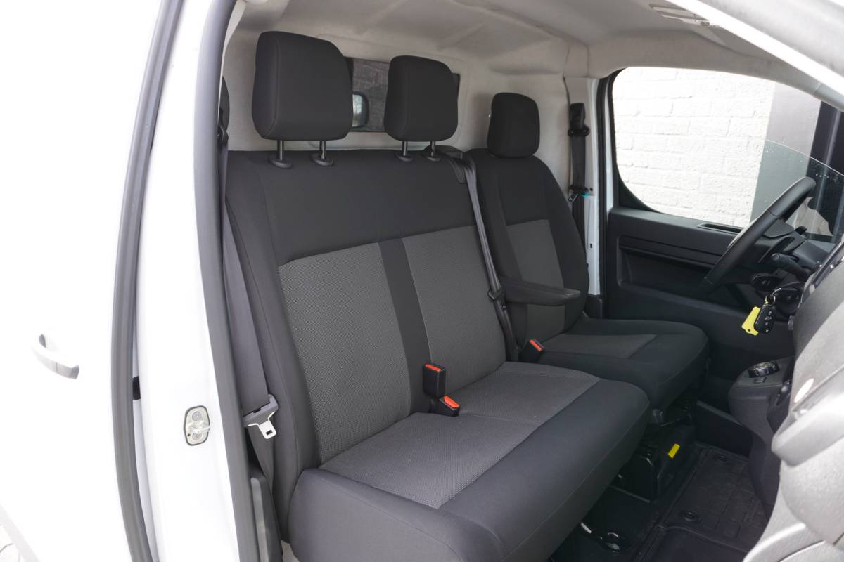 Opel Vivaro Opel Vivaro 2.0 BlueHDi 145PK Automaat L2 EURO 6 – Airco – Navi – Cruise – €18.950,- Excl.