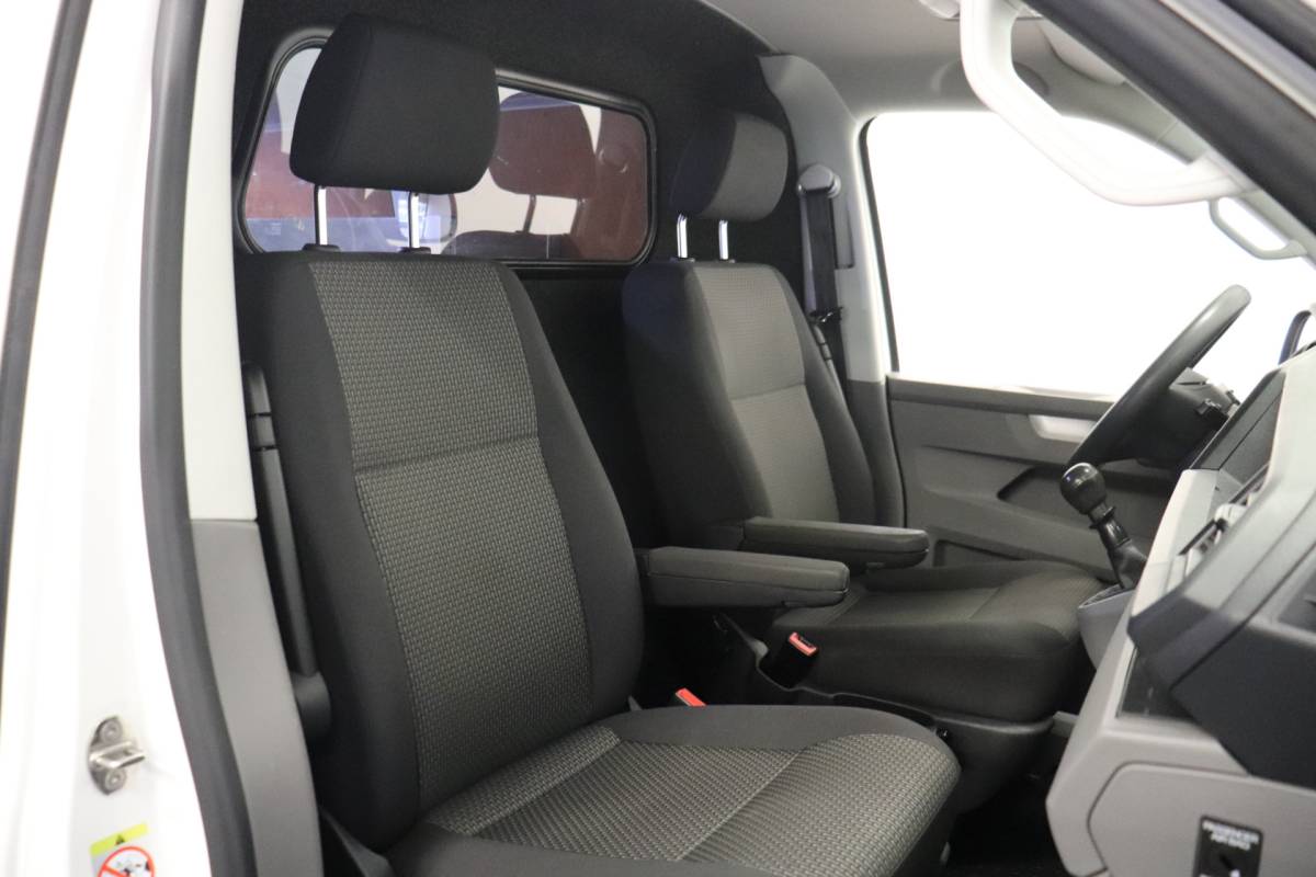 Volkswagen Transporter Volkswagen Transporter 2.0 TDI 150PK EURO 6 – Airco – Navi – Cruise – € 15.900,- Excl.