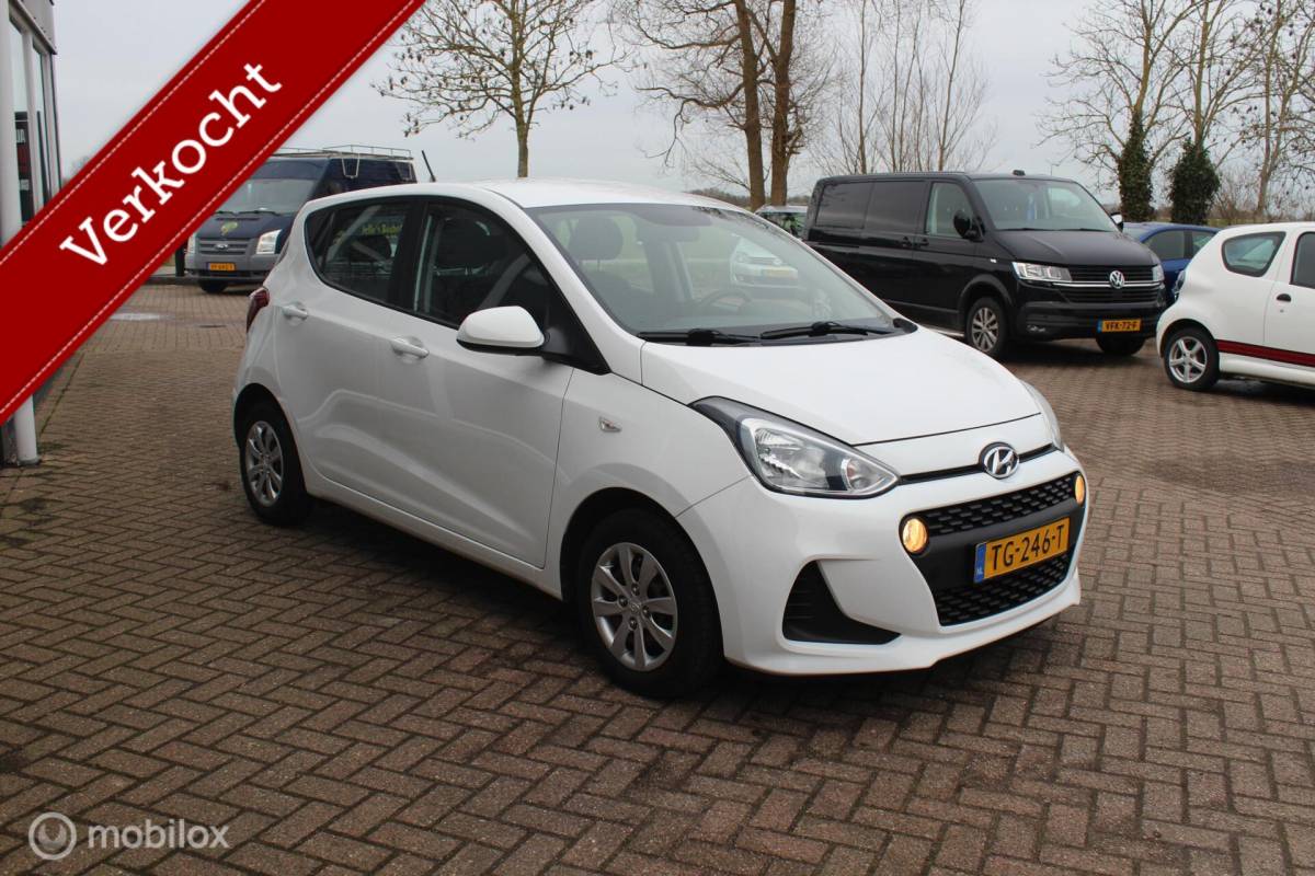 Hyundai i10 Hyundai i10 1.0i Comfort Airco/Cruise/Carplay/Navi/NAP