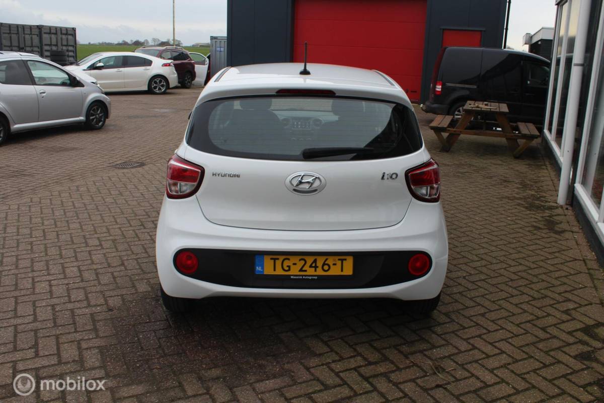 Hyundai i10 Hyundai i10 1.0i Comfort Airco/Cruise/Carplay/Navi/NAP