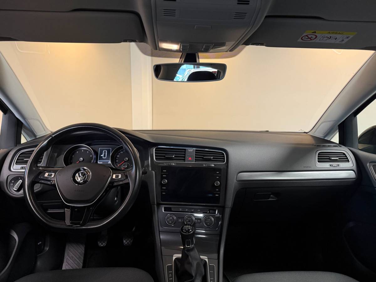 Volkswagen Golf Volkswagen Golf 1.0 TSI Comfortline *Carplay* Trekhaak|Navi|Adapt.Cruise|PDC|DAB|NAP