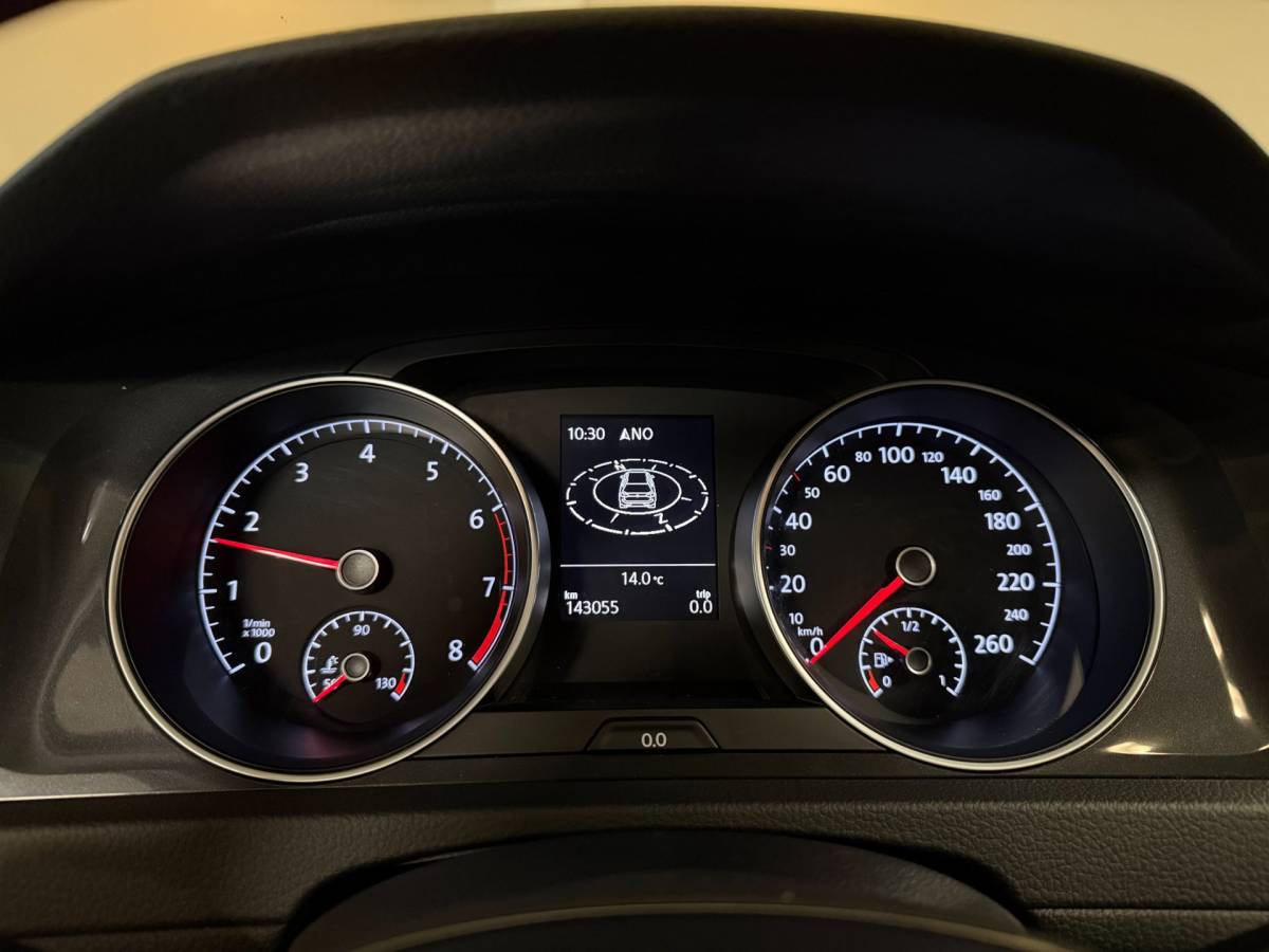 Volkswagen Golf Volkswagen Golf 1.0 TSI Comfortline *Carplay* Trekhaak|Navi|Adapt.Cruise|PDC|DAB|NAP