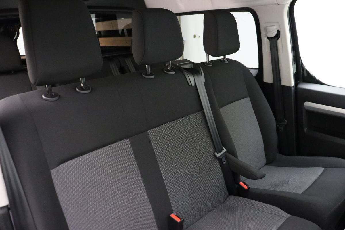 Fiat E-Scudo Fiat e-Scudo L3H1 DC 75 kWh 136pk | 6 Persoons | Emissievrij | Navigatie | Camera | Cruise Control | Financial Lease mogelijk