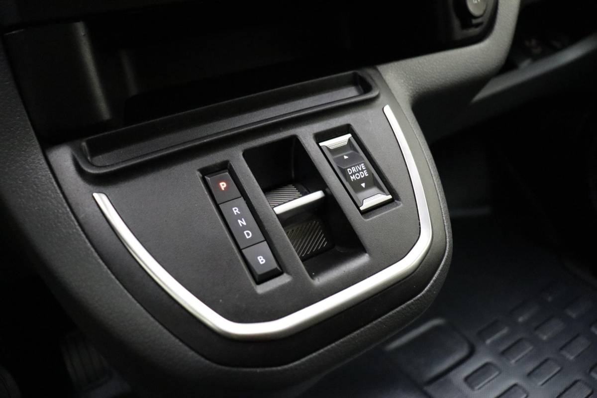 Fiat E-Scudo Fiat e-Scudo L3H1 DC 75 kWh 136pk | 6 Persoons | Emissievrij | Navigatie | Camera | Cruise Control | Financial Lease mogelijk