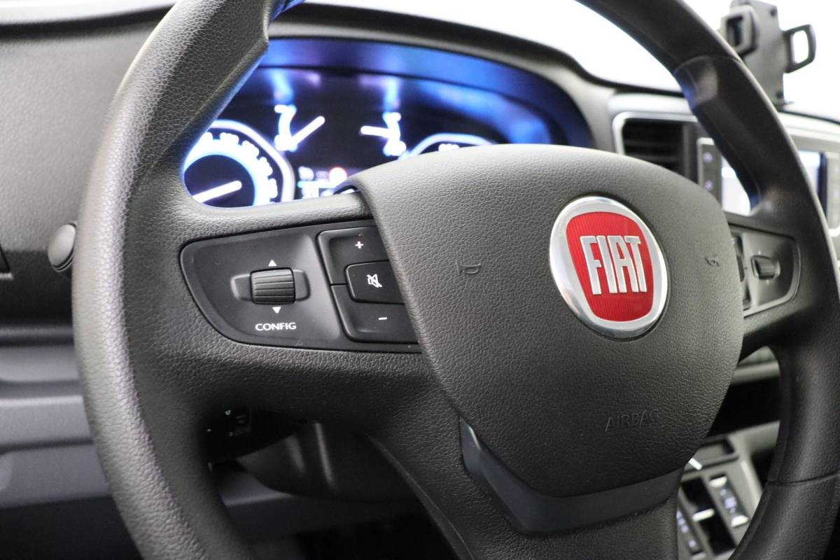 Fiat E-Scudo Fiat e-Scudo L3H1 DC 75 kWh 136pk | 6 Persoons | Emissievrij | Navigatie | Camera | Cruise Control | Financial Lease mogelijk