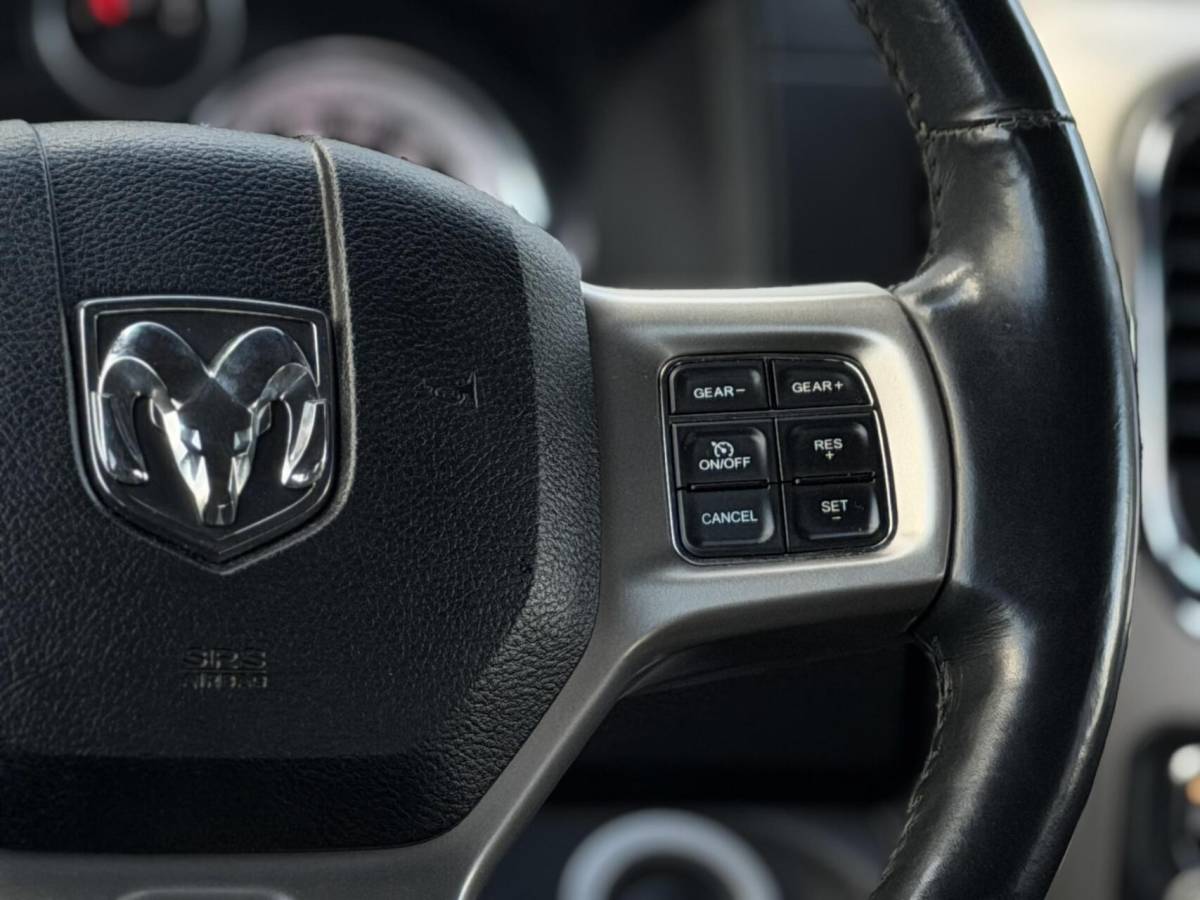 Dodge Ram 1500 Dodge Ram 1500 5.7 V8 Hemi Laramie| Vol opties| LPG/G3|