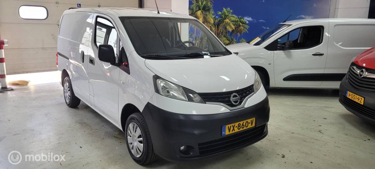 Nissan NV200